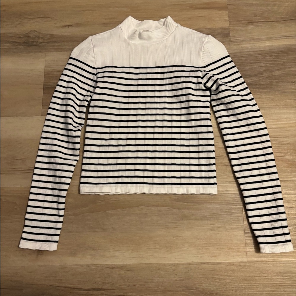 One Step Up White Stripes Long Sleeve Crop Top (Small)